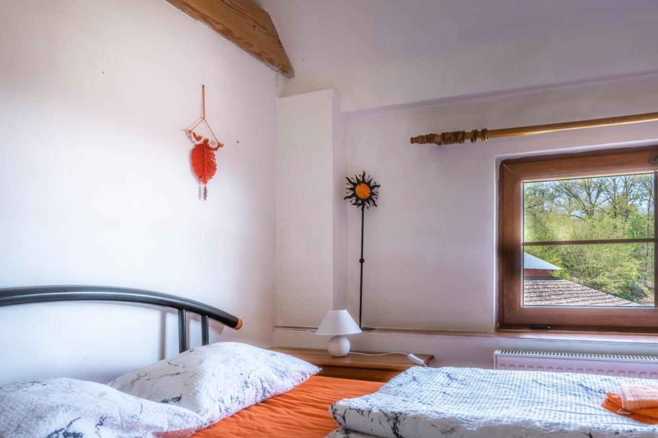 Ranc Cerveny Mlyn Villa Lisov  Ngoại thất bức ảnh